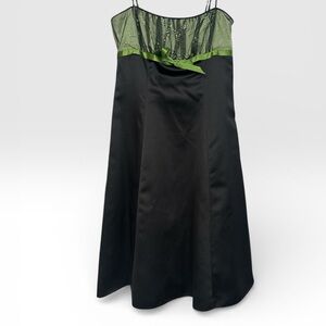 Zum Zum by Niki Livas Black and Green Prom Dress